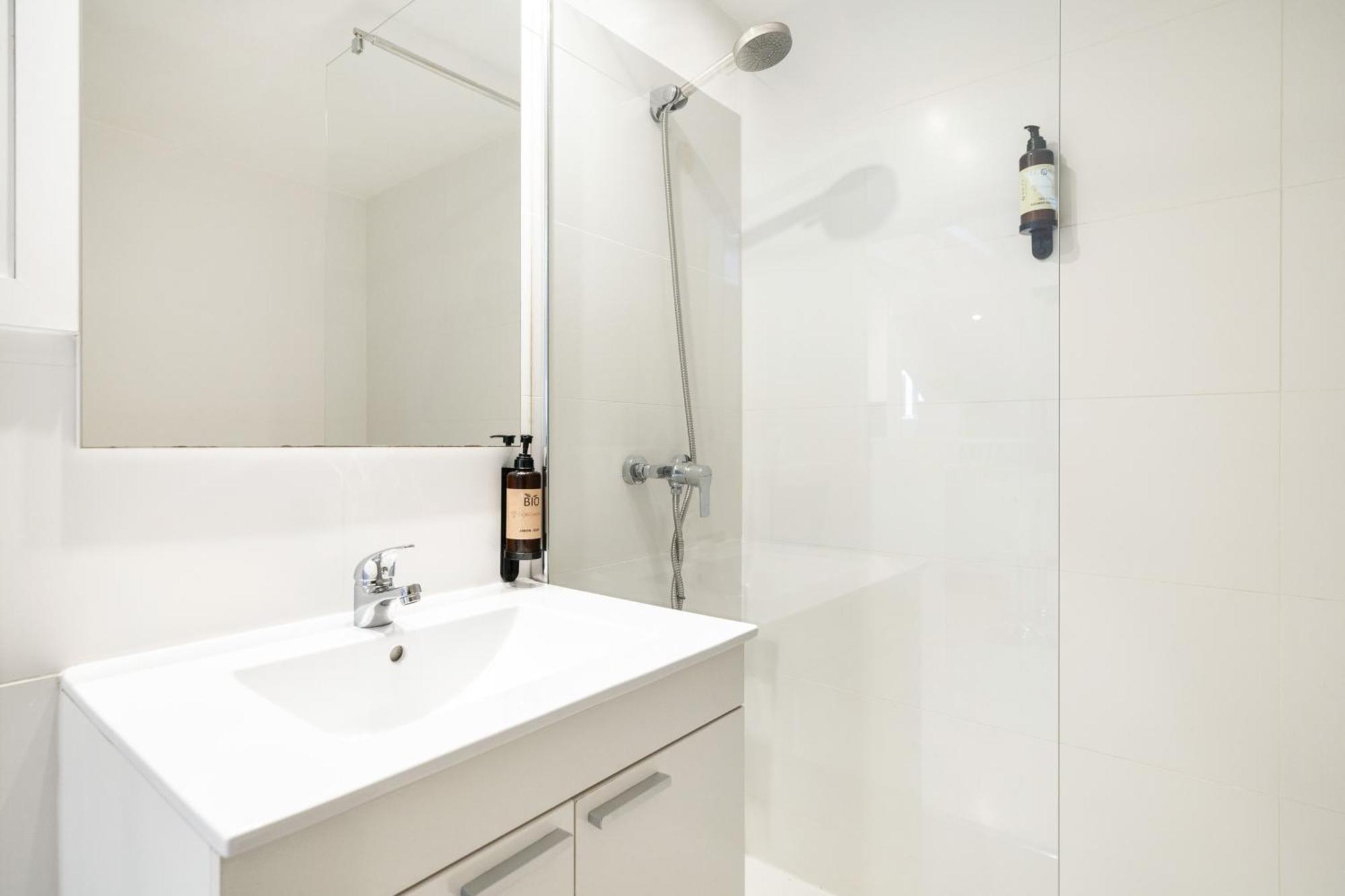 Cb21 Apartment Madrid Bagian luar foto